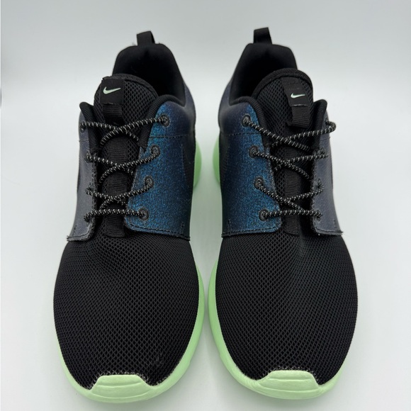 Nike Roshe Run Shoes Teal Vapor Metallic Green Black Rare WWC QS 2015 - Picture 4 of 7